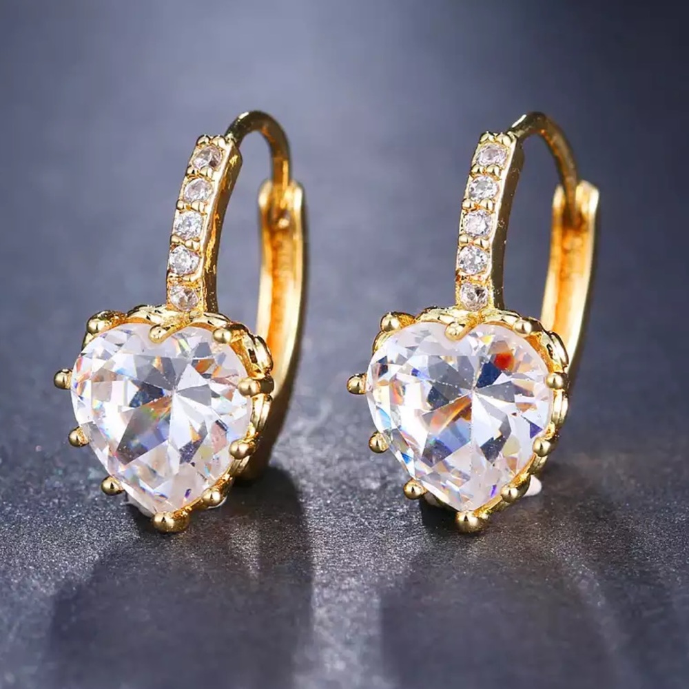 New Women’s Yellow Gold Plated Heart Diamond Earrings